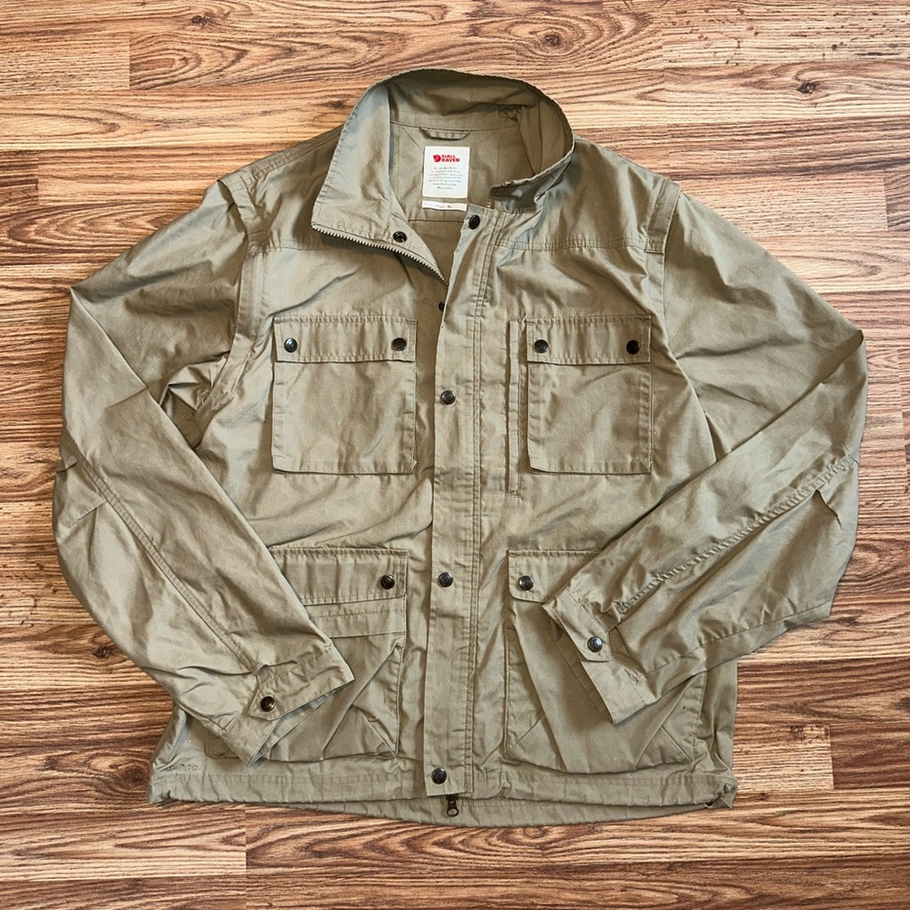 NWOT Fjallraven Convertible Cargo Jacket/Vest - XL Men’